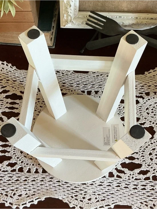 SOLD ❌Hand-Painted Farmhouse Chicken Mini Stool/Riser. Read - Picture 10 of 12